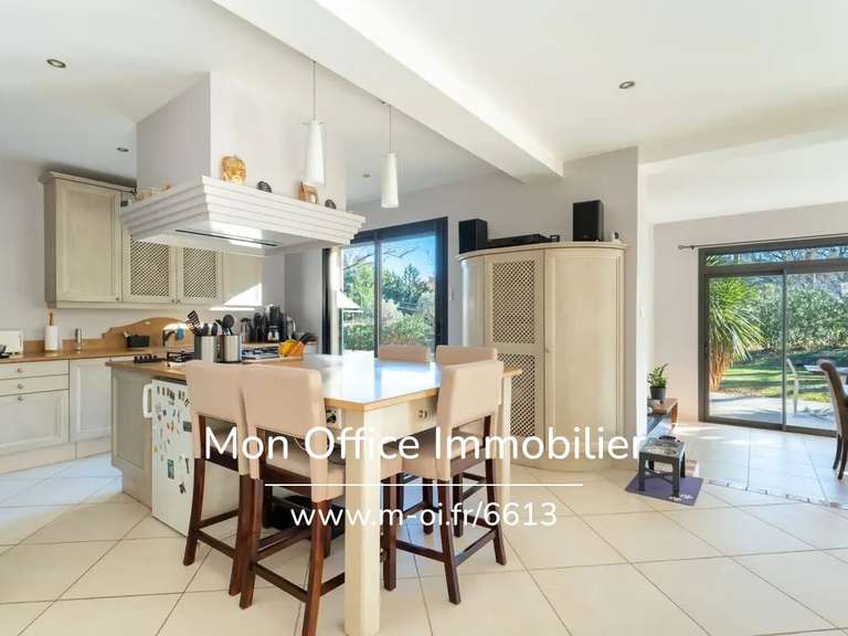 Maison Aix-en-Provence - 5 chambres - 225m²