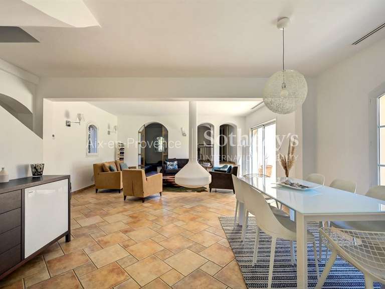 Maison Aix-en-Provence - 5 chambres - 290m²
