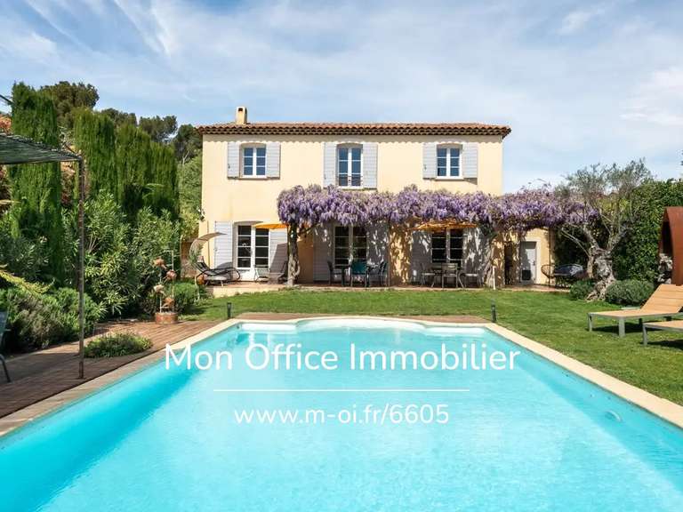 Maison Aix-en-Provence - 6 chambres - 211m²