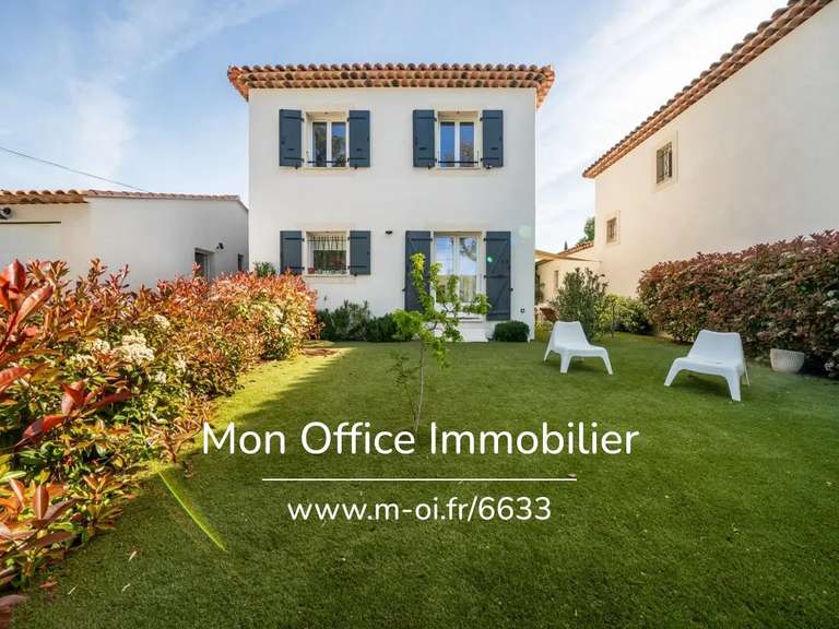 Maison Aix-en-Provence - 4 chambres - 108m²