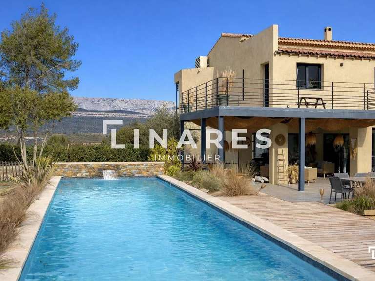 Maison Aix-en-Provence - 5 chambres - 250m²