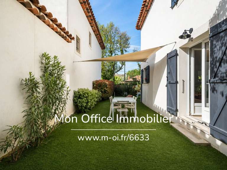 Maison Aix-en-Provence - 4 chambres - 108m²