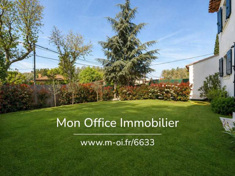 Maison Aix-en-Provence - 4 chambres - 108m²