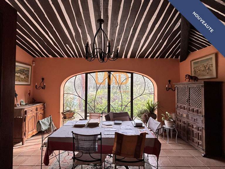 Maison Aix-en-Provence - 5 chambres - 240m²