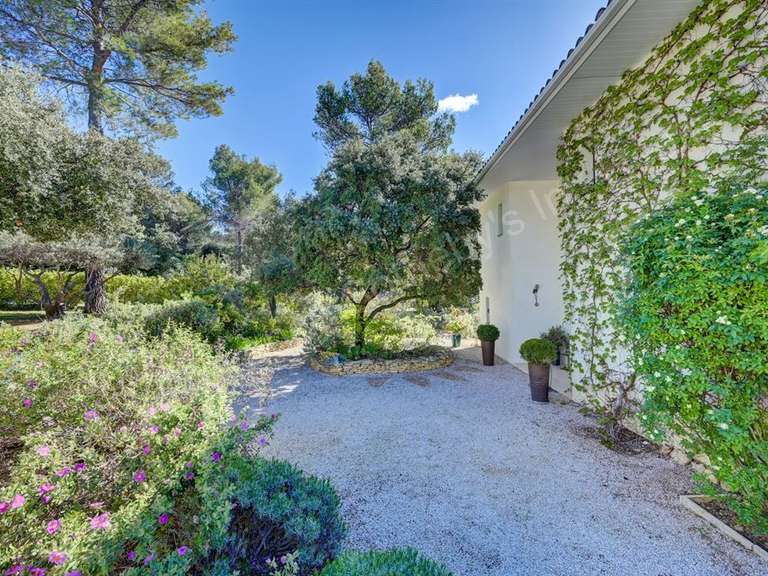 Maison Aix-en-Provence - 5 chambres - 210m²