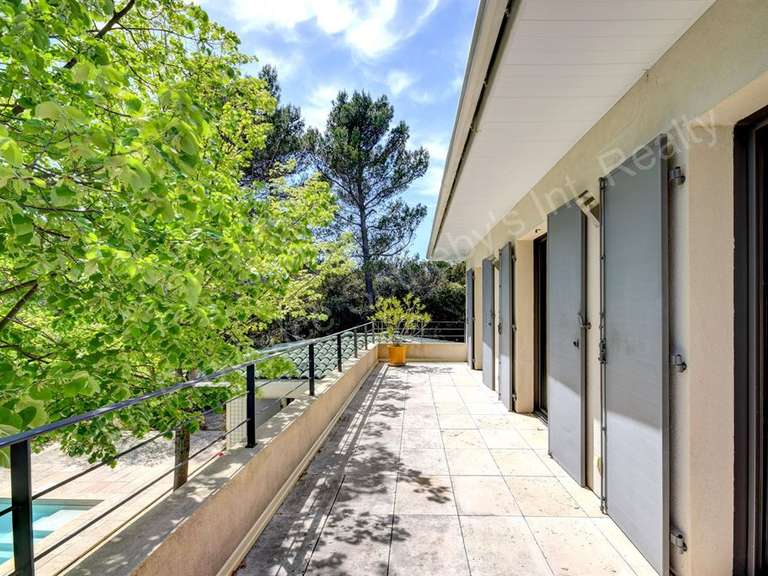 Maison Aix-en-Provence - 5 chambres - 210m²
