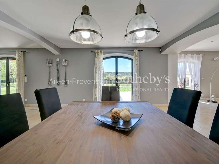 Maison Aix-en-Provence - 4 chambres - 240m²