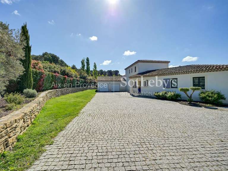Maison Aix-en-Provence - 4 chambres - 240m²