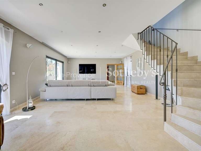 Maison Aix-en-Provence - 4 chambres - 240m²