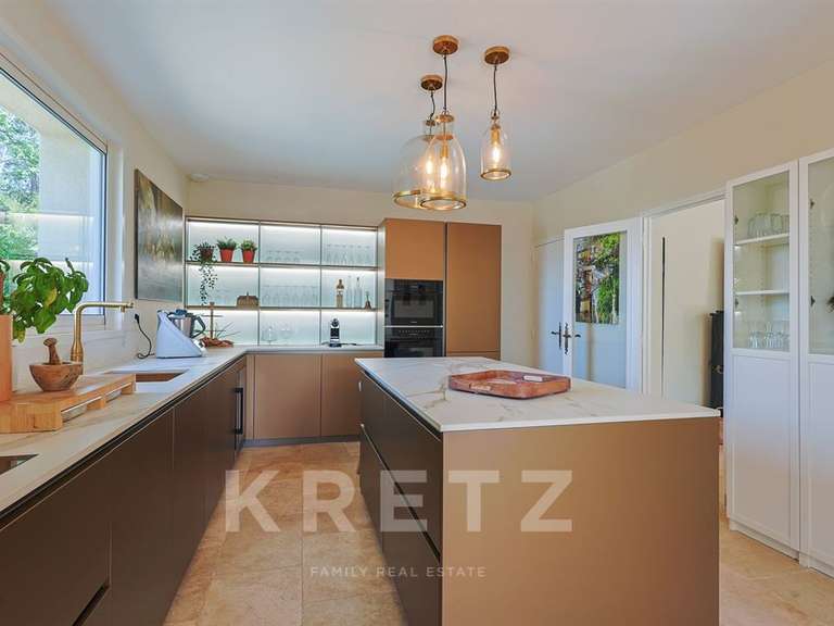 Maison Aix-en-Provence - 4 chambres - 235m²