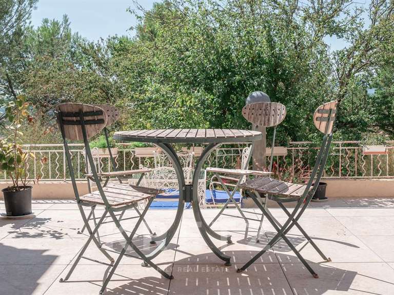 Maison Aix-en-Provence - 4 chambres - 235m²