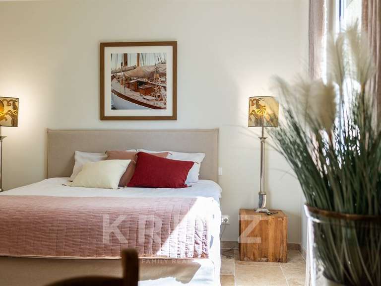 Maison Aix-en-Provence - 4 chambres - 235m²