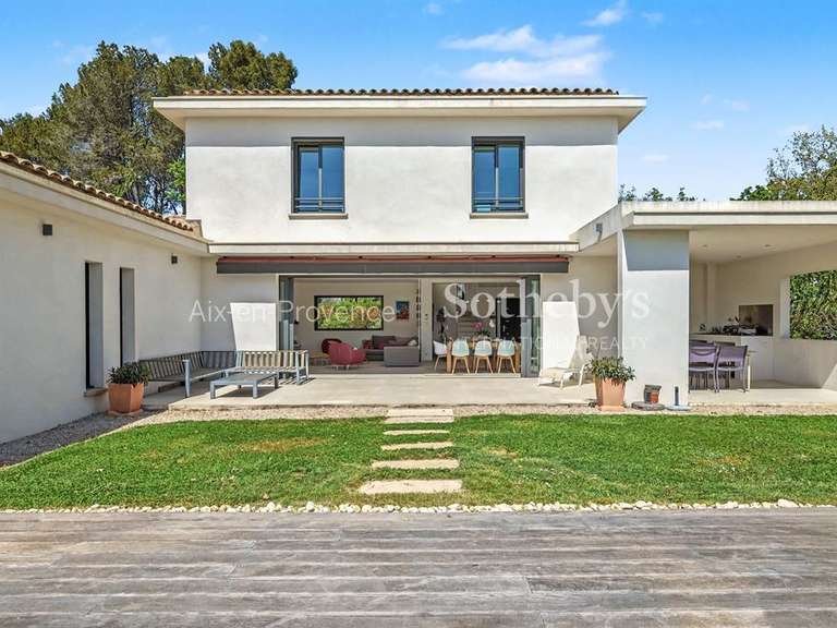 House Aix-en-Provence - 4 bedrooms - 183m²