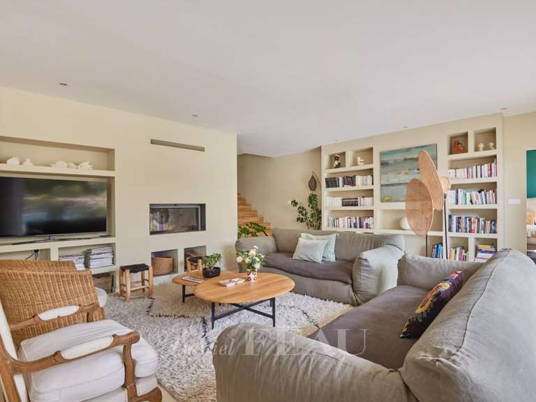 House Aix-en-Provence - 5 bedrooms - 240m²