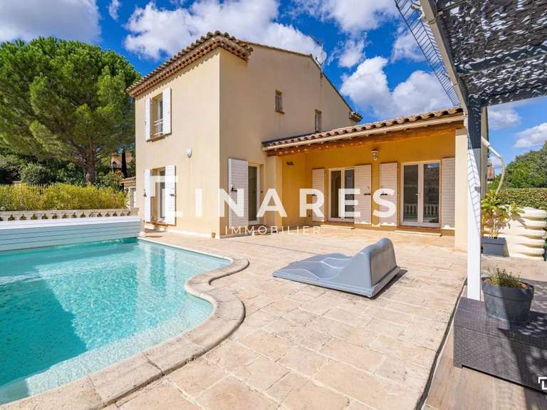Maison Aix-en-Provence - 4 chambres - 179m²
