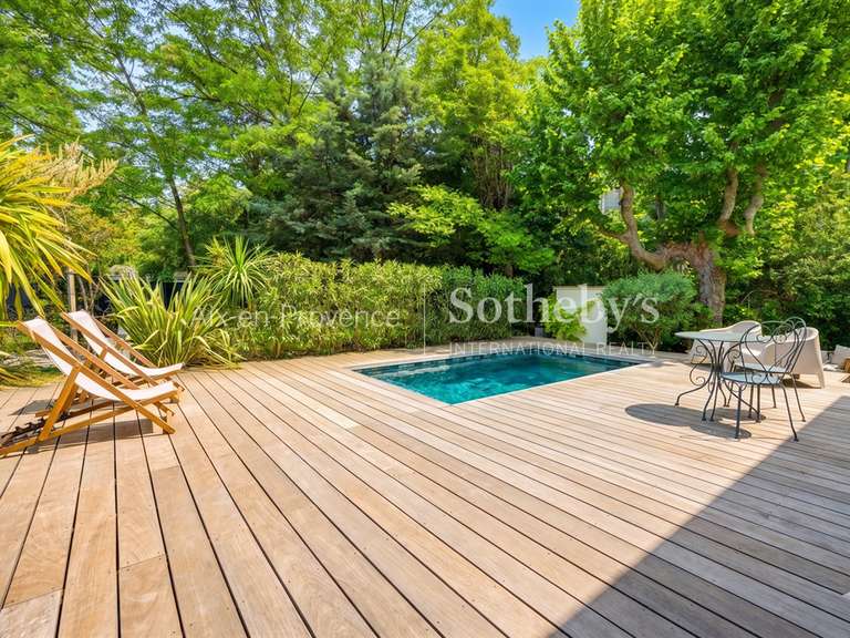 Maison Aix-en-Provence - 5 chambres - 200m²