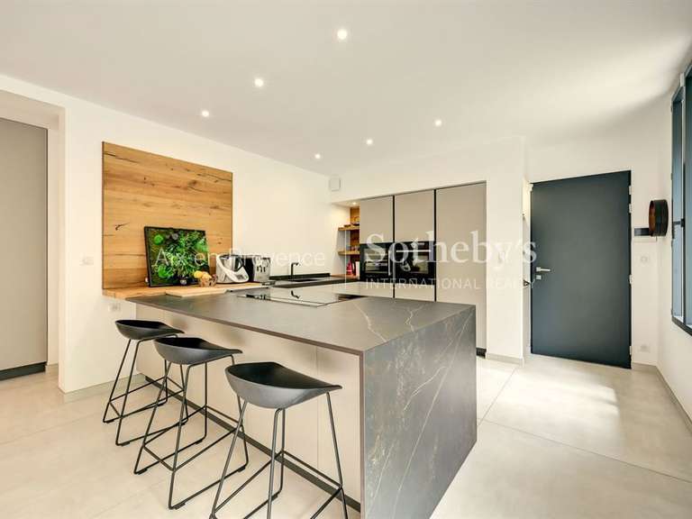Maison Aix-en-Provence - 5 chambres - 200m²