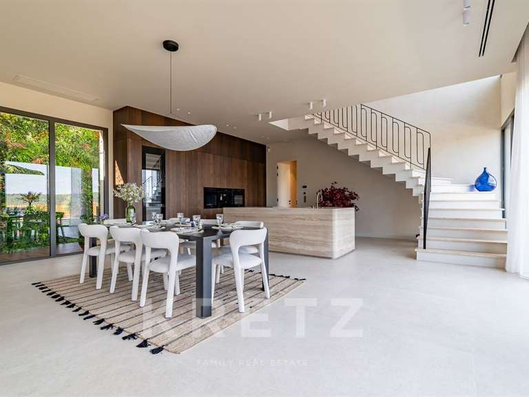 Maison Aix-en-Provence - 5 chambres - 272m²