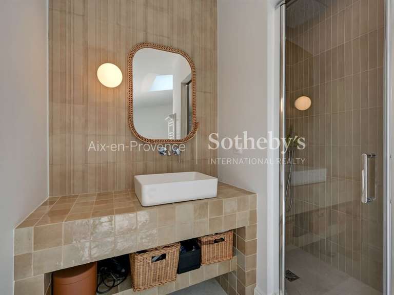 Maison Aix-en-Provence - 4 chambres - 191m²