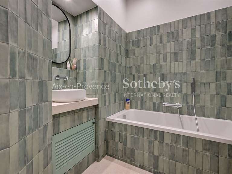 Maison Aix-en-Provence - 4 chambres - 191m²