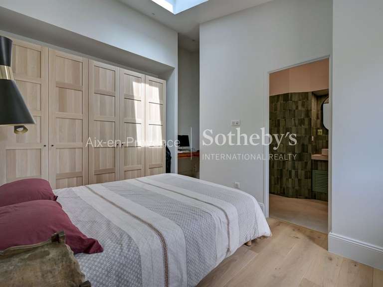 Maison Aix-en-Provence - 4 chambres - 191m²