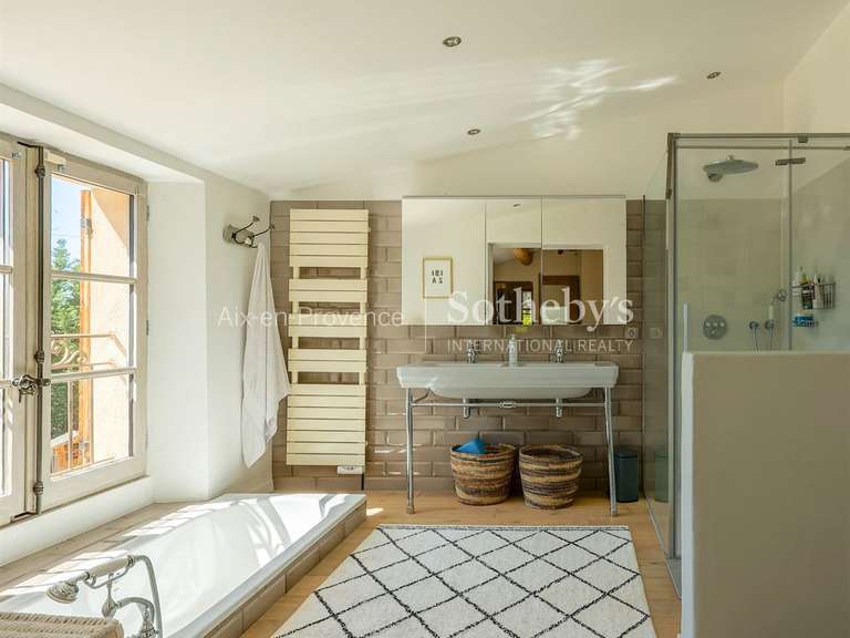 Maison Aix-en-Provence - 350m²