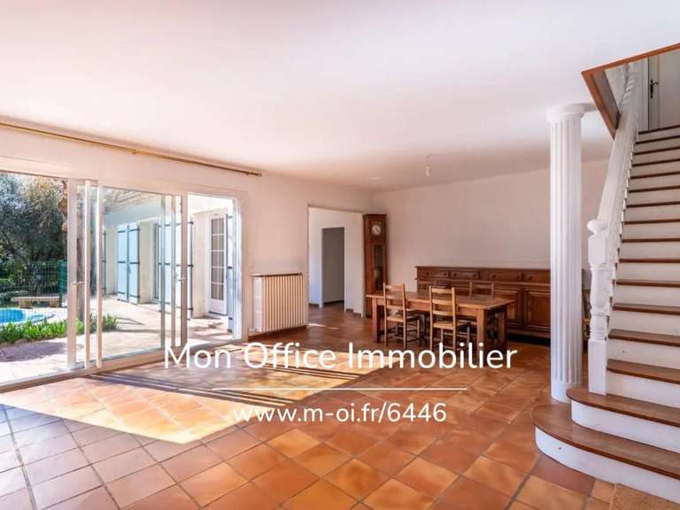 Maison Aix-en-Provence - 5 chambres - 188m²