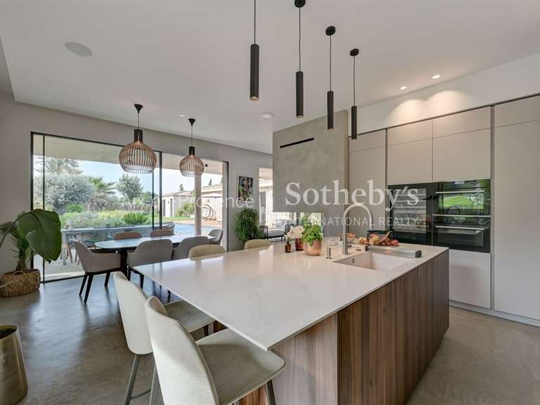 Maison Aix-en-Provence - 5 chambres - 225m²