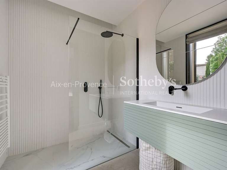 Maison Aix-en-Provence - 5 chambres - 225m²