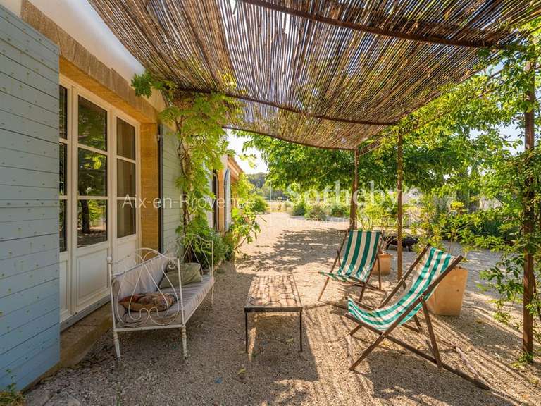 Maison Aix-en-Provence - 6 chambres - 254m²