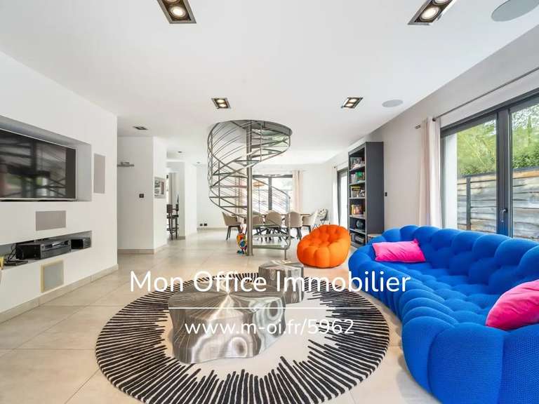 Maison Aix-en-Provence - 4 chambres - 180m²