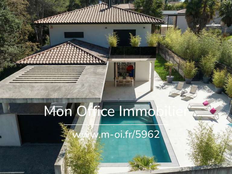 Maison Aix-en-Provence - 4 chambres - 180m²
