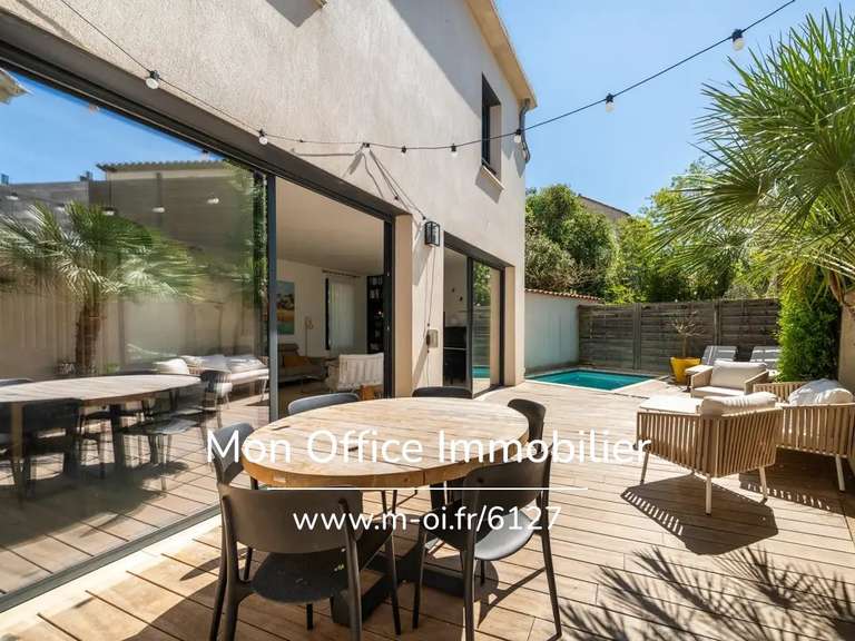 Maison Aix-en-Provence - 5 chambres - 150m²