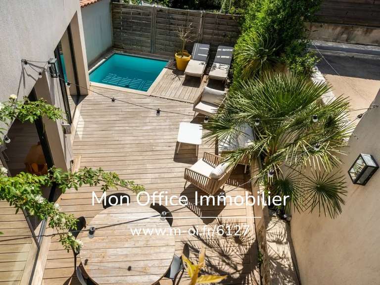 Maison Aix-en-Provence - 5 chambres - 150m²