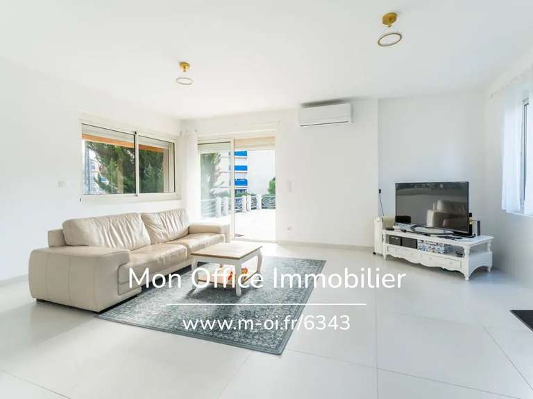 Maison Aix-en-Provence - 4 chambres - 220m²