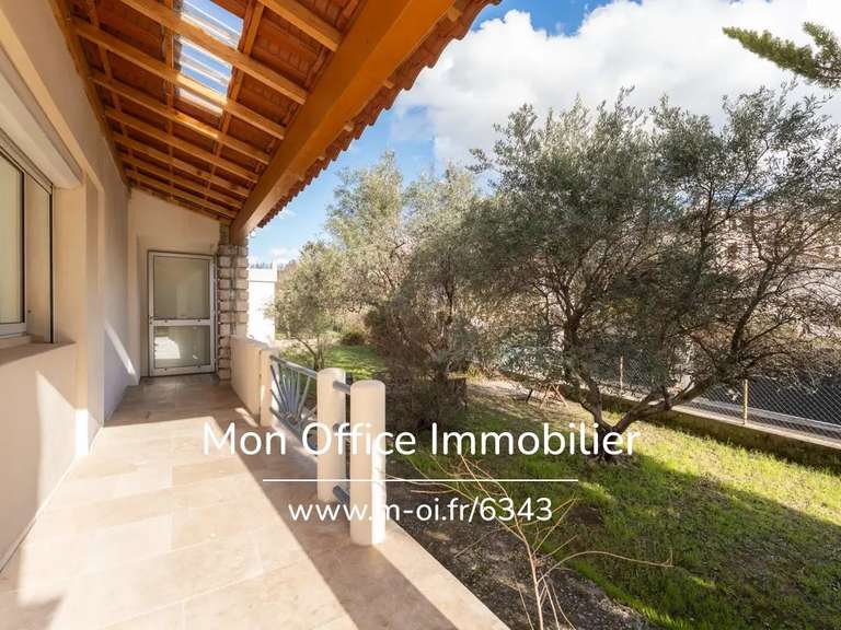 Maison Aix-en-Provence - 4 chambres - 220m²
