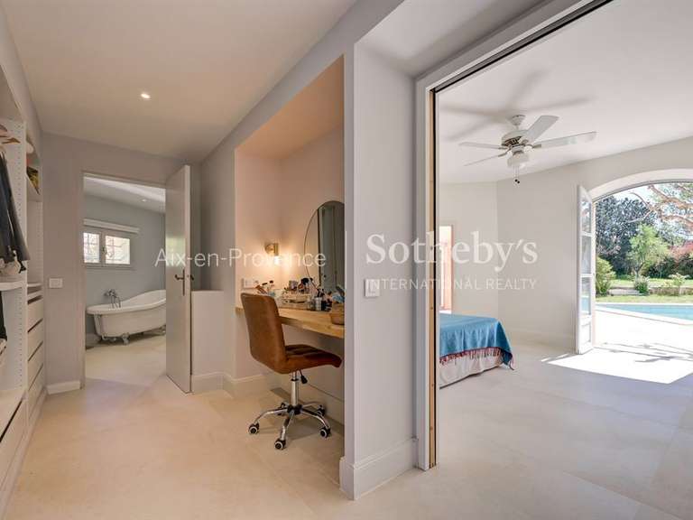 Maison Aix-en-Provence - 5 chambres - 320m²