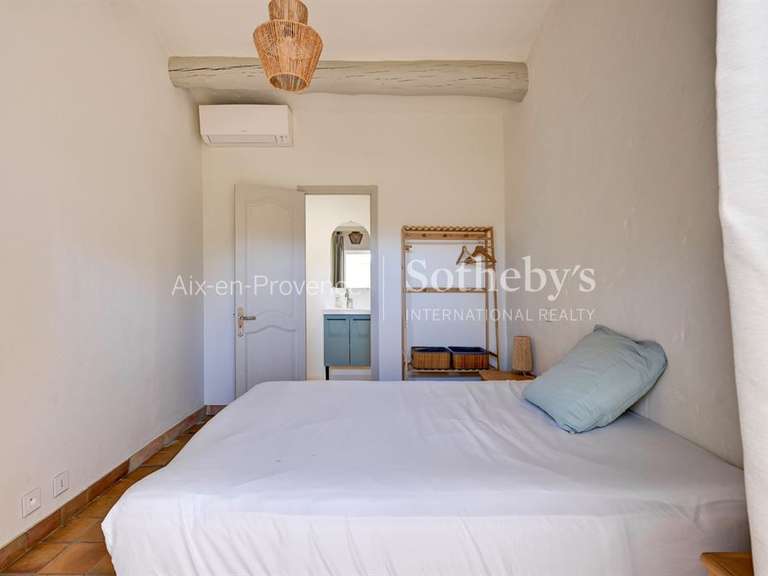 Maison Aix-en-Provence - 5 chambres - 320m²