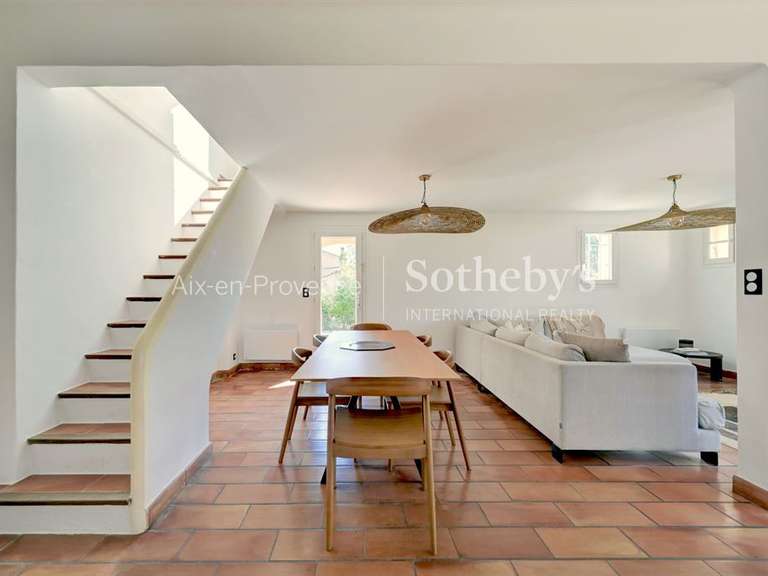 Maison Aix-en-Provence - 5 chambres - 250m²