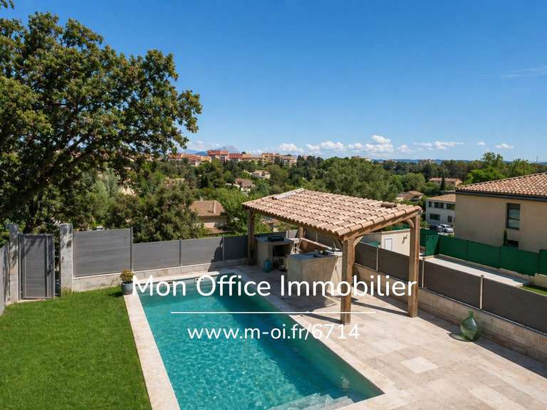 Maison Aix-en-Provence - 4 chambres - 107m²