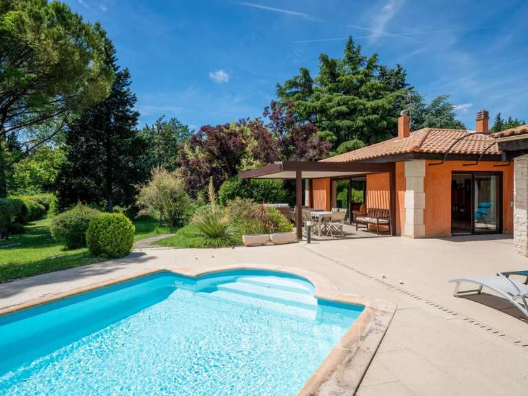 Maison Aix-en-Provence - 4 chambres - 196m²