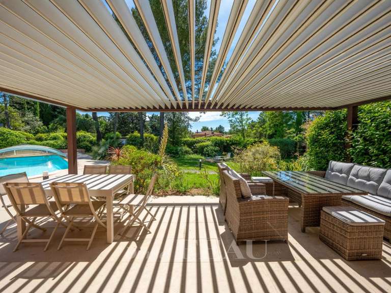 Maison Aix-en-Provence - 4 chambres - 196m²
