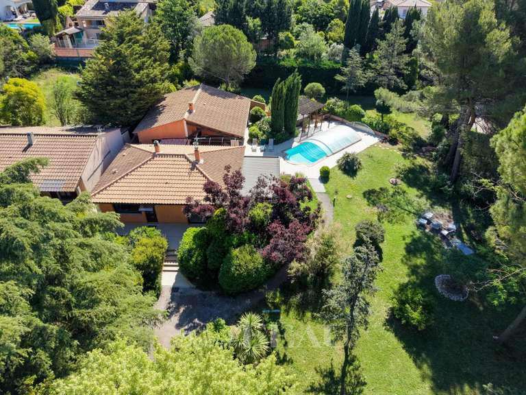 Maison Aix-en-Provence - 4 chambres - 196m²