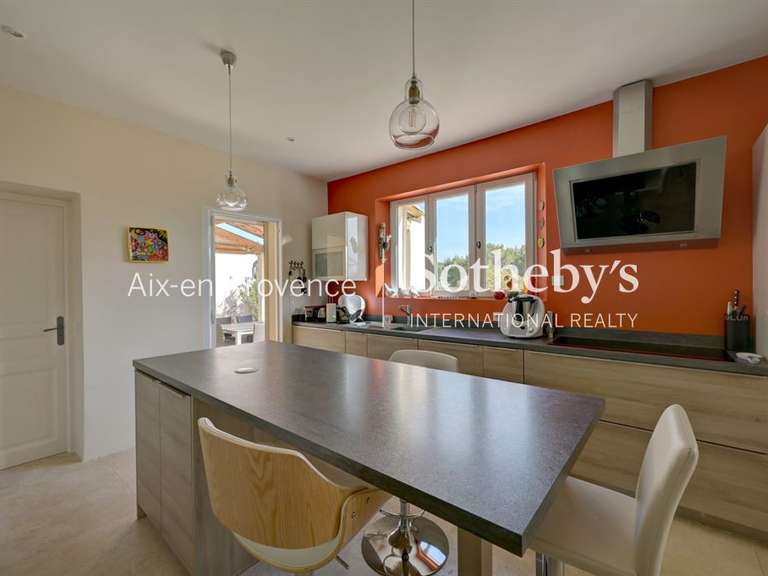 House Aix-en-Provence - 5 bedrooms - 230m²