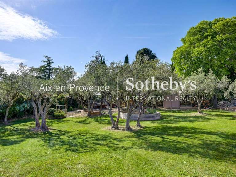 House Aix-en-Provence - 5 bedrooms - 230m²