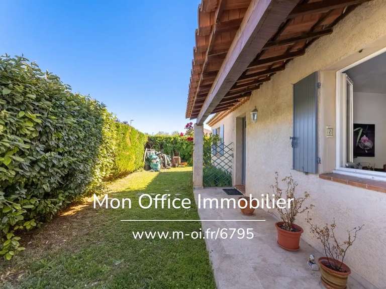 Maison Aix-en-Provence - 3 chambres - 115m²