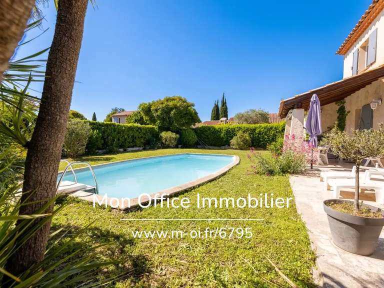 Maison Aix-en-Provence - 3 chambres - 115m²