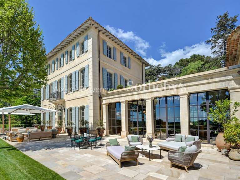 Maison Aix-en-Provence - 9 chambres - 1000m²
