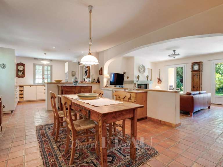 House Aix-en-Provence - 5 bedrooms - 205m²