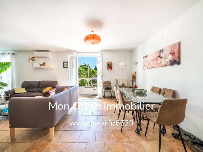 Maison Aix-en-Provence - 6 chambres - 240m²